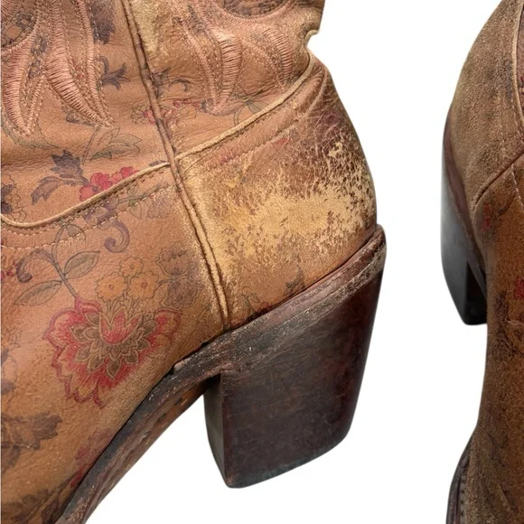 Lucchese Tan Floral Laurelie 100 % leather Embroidered Heeled Boots 7.5 - Picture 7 of 12